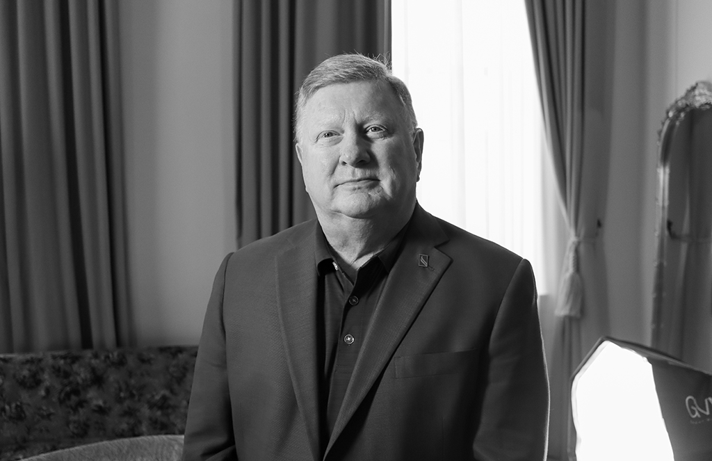 Bryan Miller